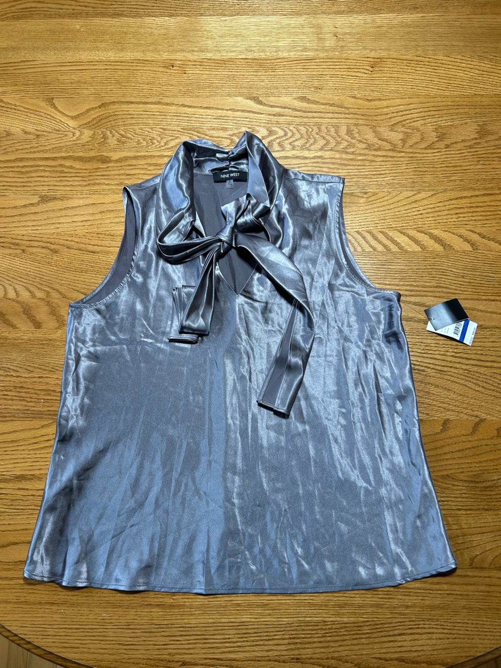 Women’s Nine West NWT Platinum Tie-Neck Sleeveless Tank Size XL